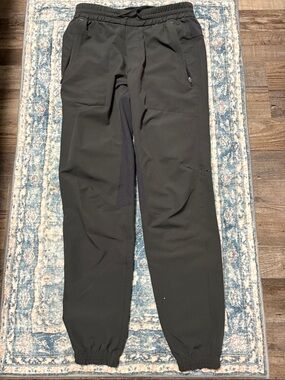 lululemon athletica Men's Charcoal Black Jogger Pants
